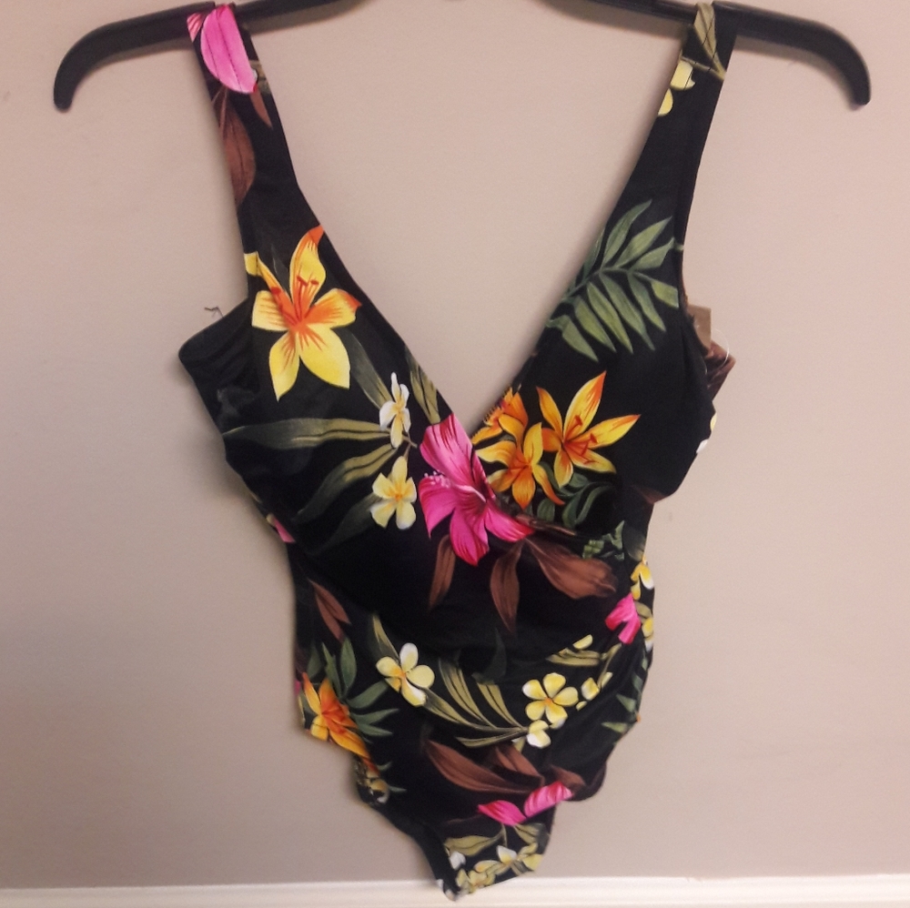 Women's Trimshaper swimsuit